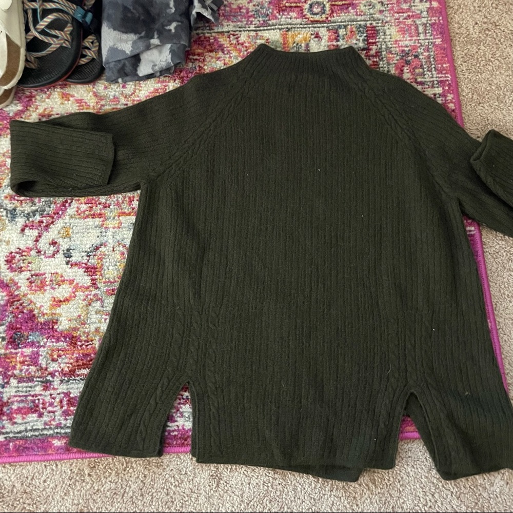 Peruvian Connection sweater - Picture 5 of 5